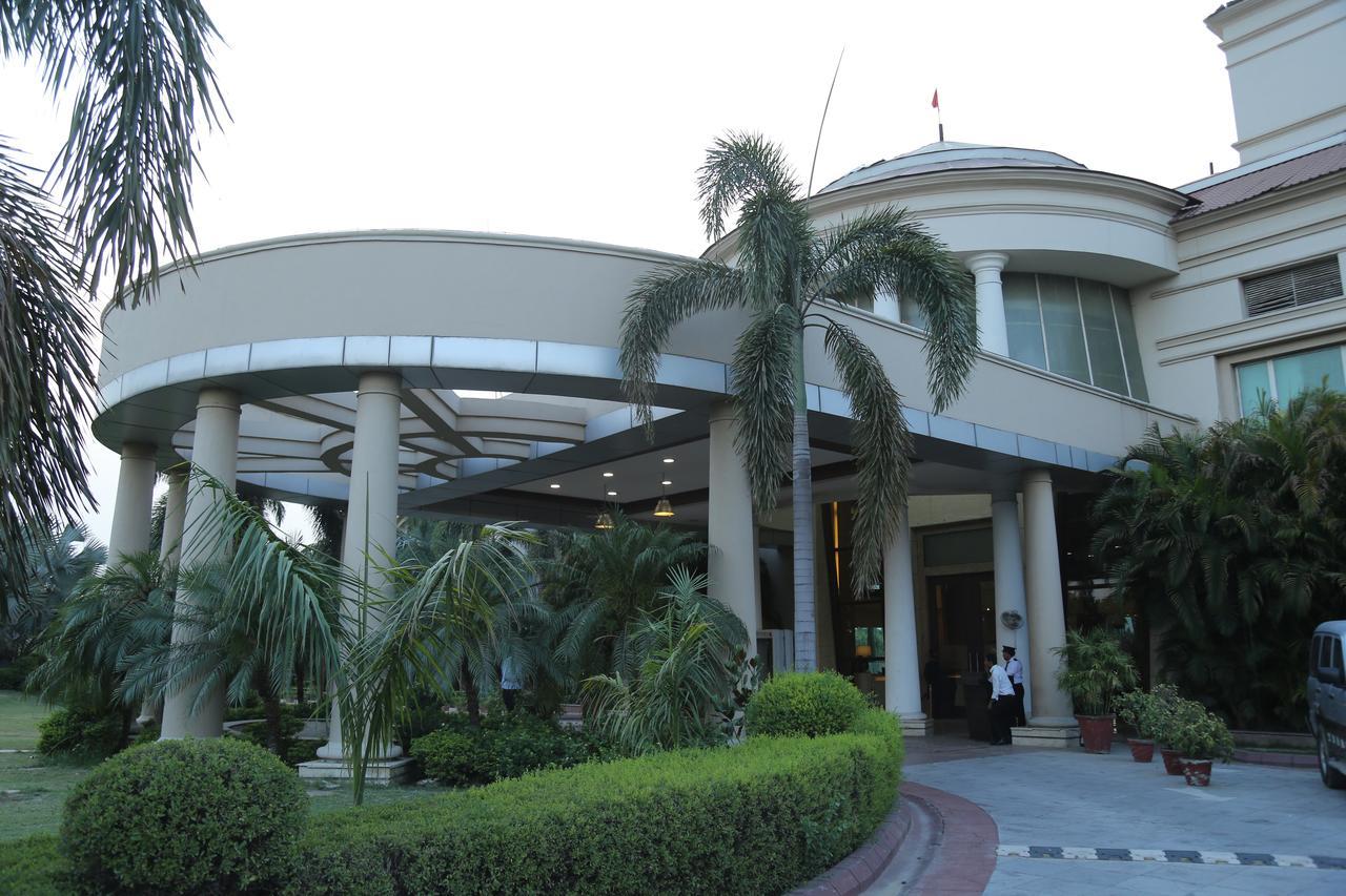 The Cabbana Resort & Spa Phagwara Exterior photo